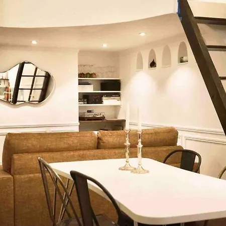 Charming Cocoon In The Heart Of